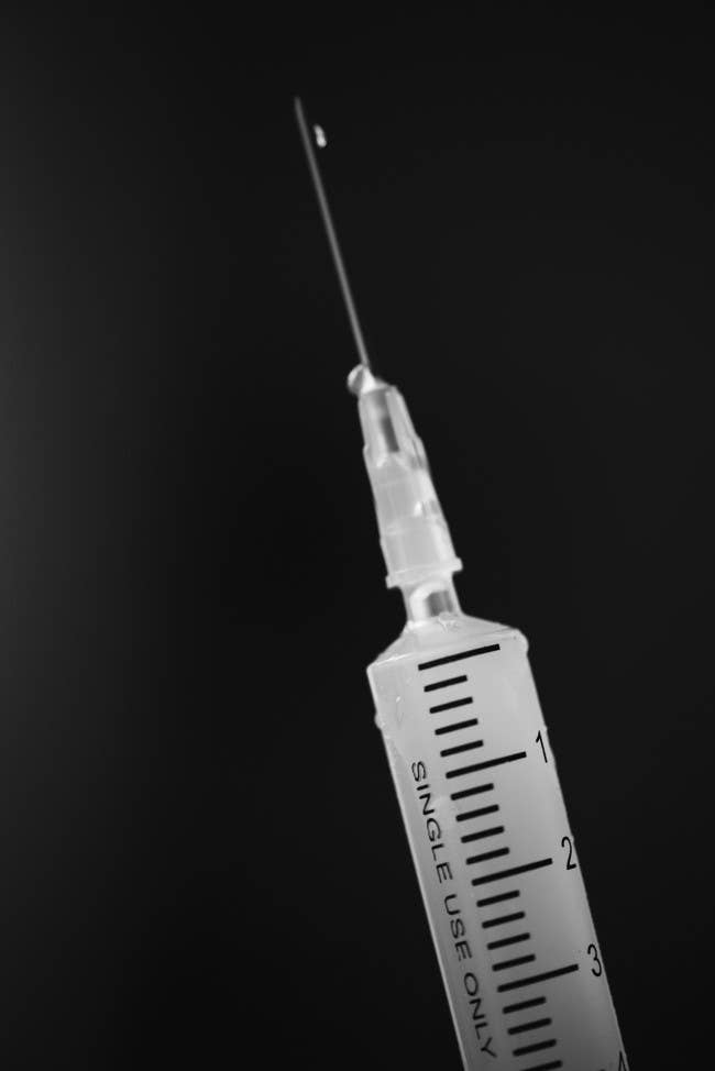 कनाडा के बाद जर्मनी ने भी 60 से कम उम्र वालों के लिए एस्ट्राज़ेनेका वैक्सीन पर लगाई पाबंदी
